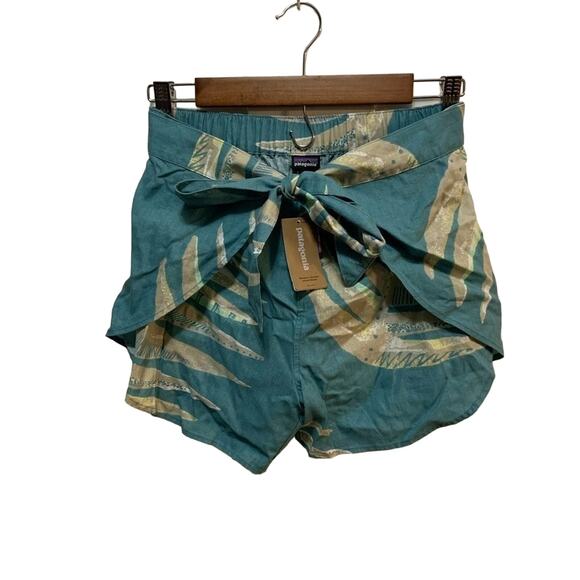 NWT Patagonia palm of my heart women’s shorts w tie front! Hemp fabric blend! - Picture 2 of 6